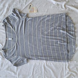 LulaRoe blue & gray short sleeve high-low tshirt XS fits like a medium NWT